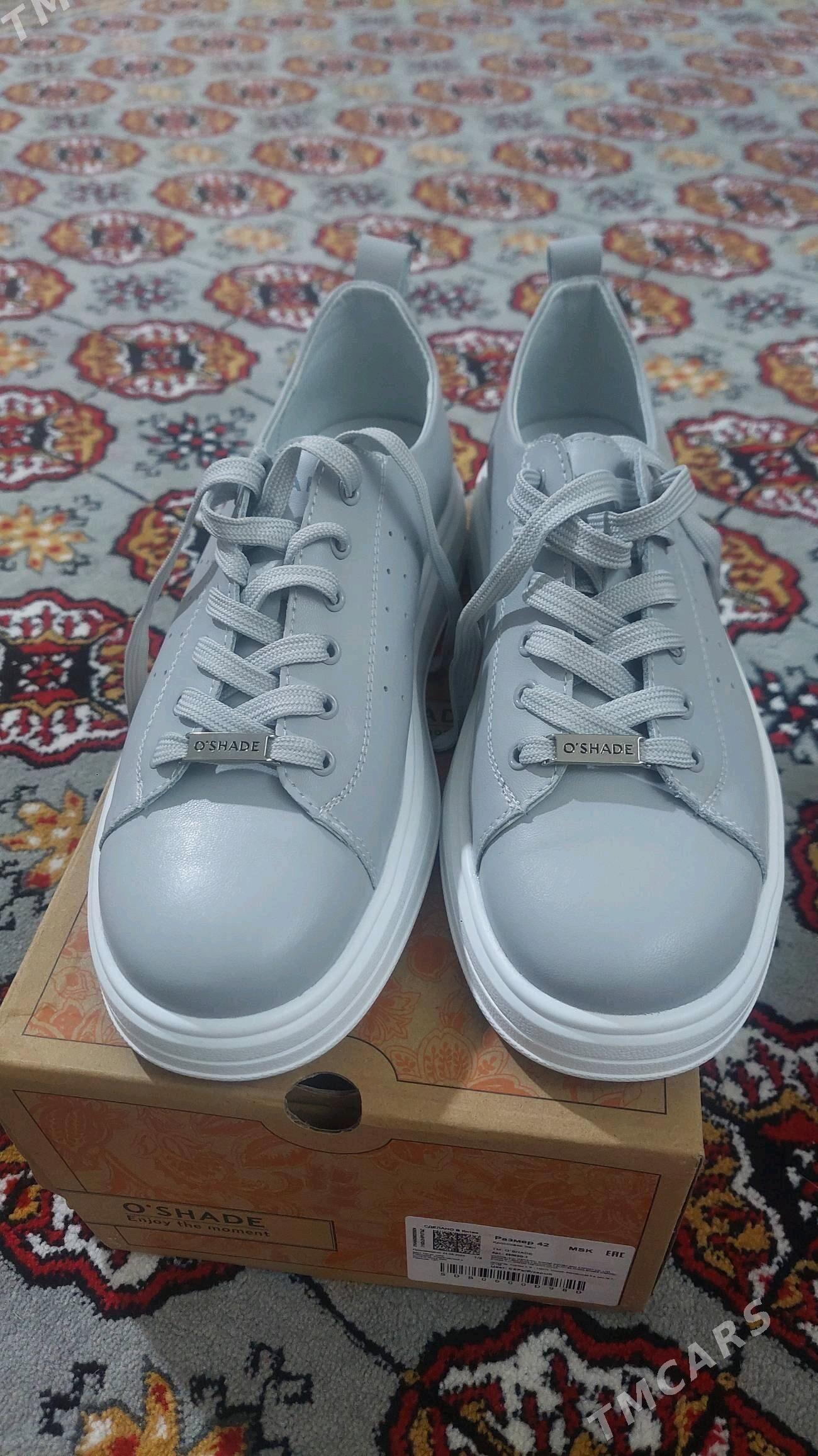 КРОССОВКИ  ЖЕНСКИЕ. O'SHADE 42 - Дашогуз - img 1