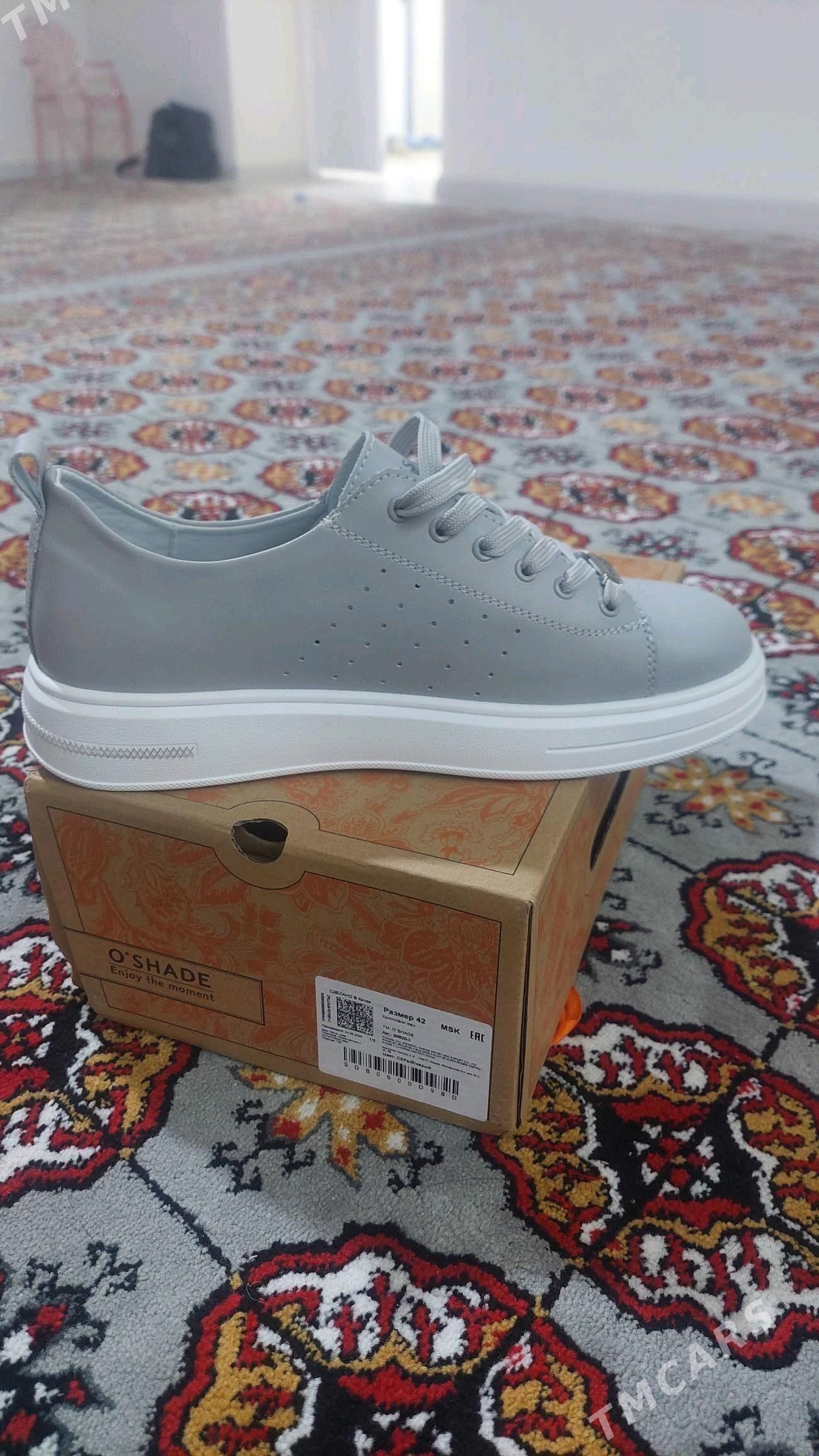 КРОССОВКИ  ЖЕНСКИЕ. O'SHADE 42 - Дашогуз - img 2