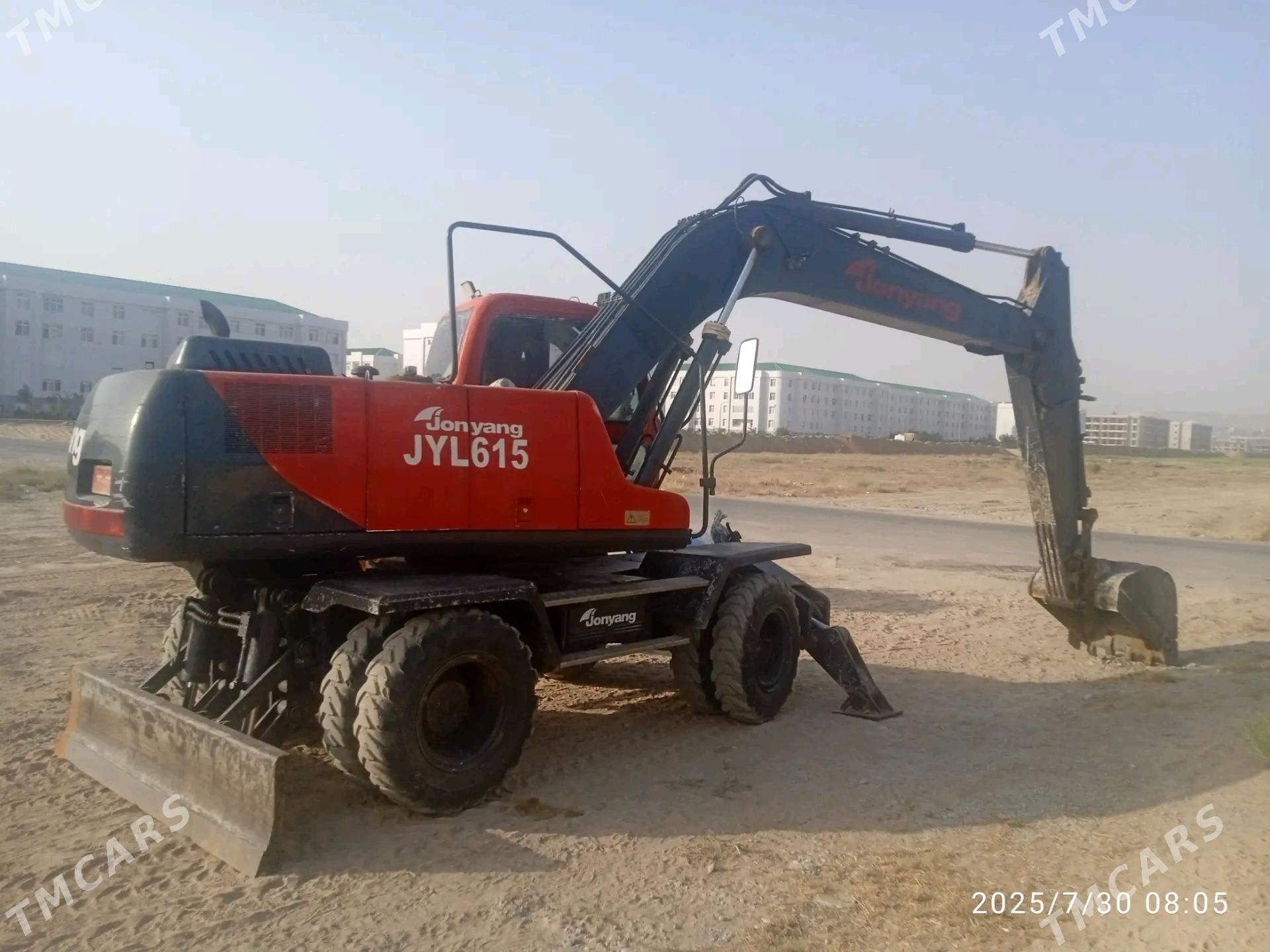 JCB 4CX ECO 2010 - 800 000 TMT - Чарджоу - img 2