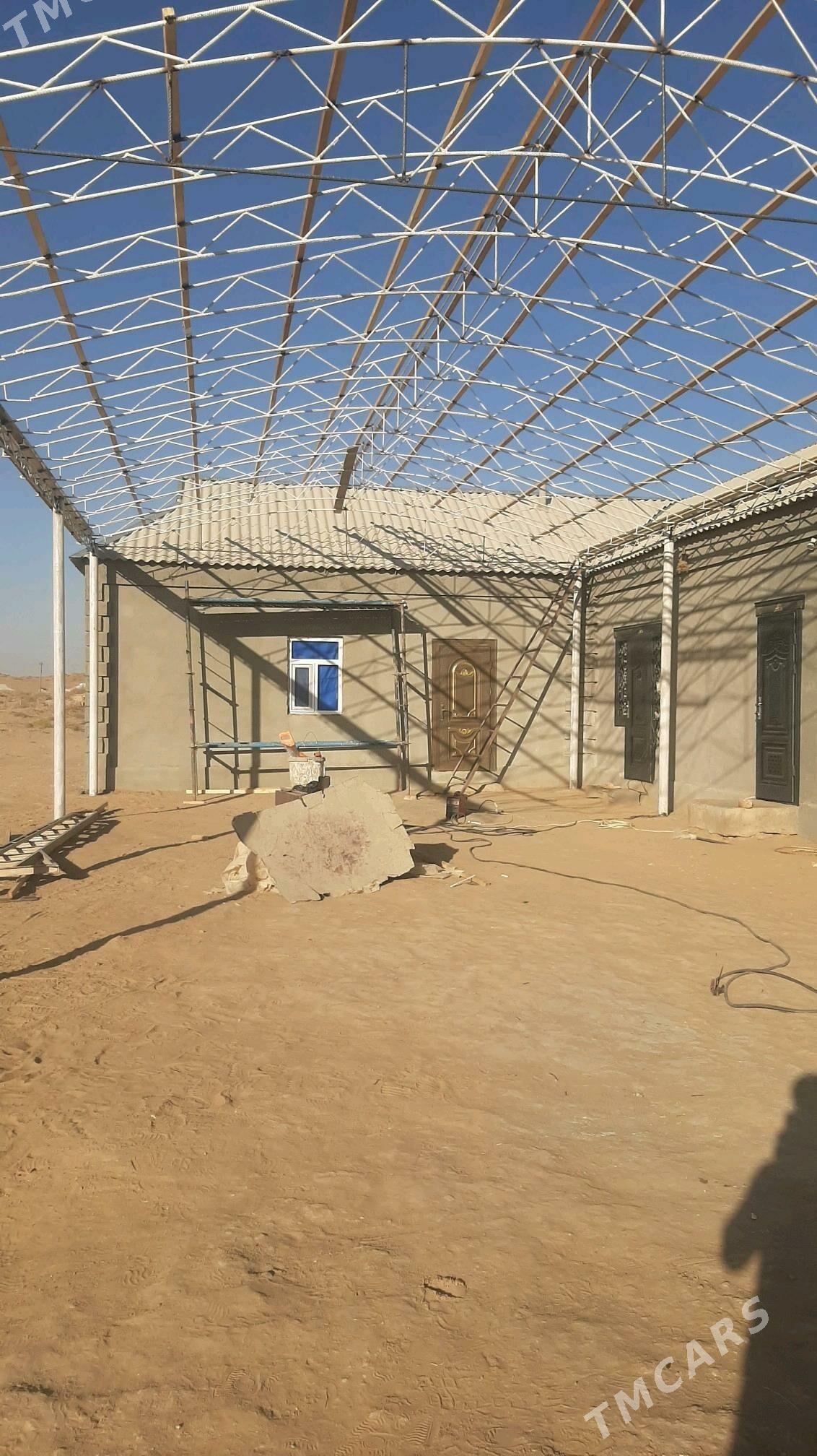 usa - Çärjew - img 1