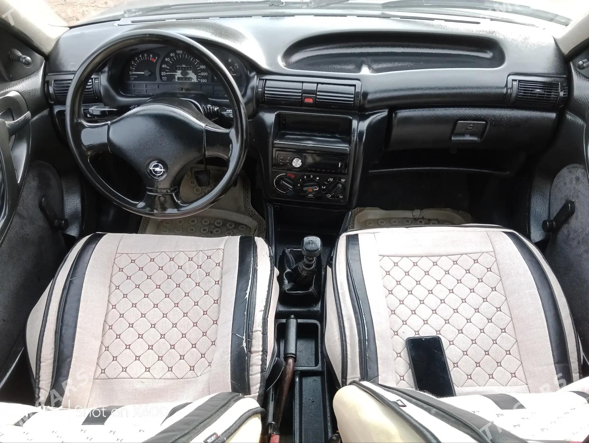 Opel Astra 1991 - 30 000 TMT - Köneürgenç - img 2