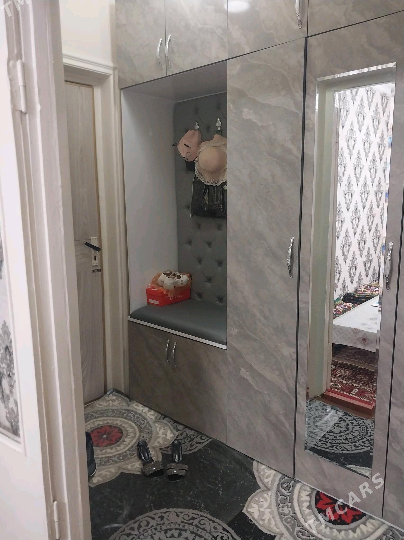 учпункт микрайон 4 етаж 3 ком - Türkmenabat - img 1