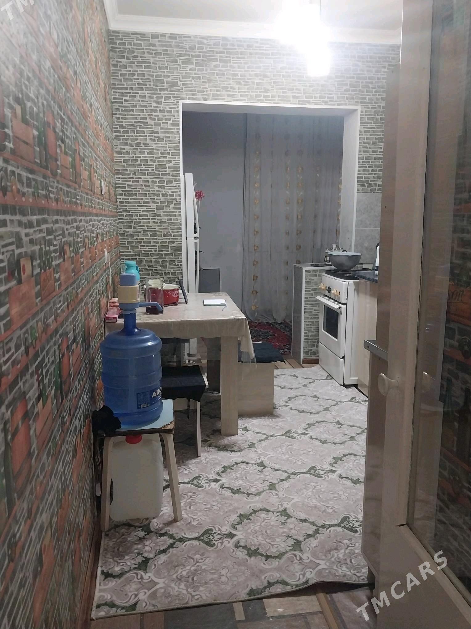 учпункт микрайон 4 етаж 3 ком - Türkmenabat - img 10