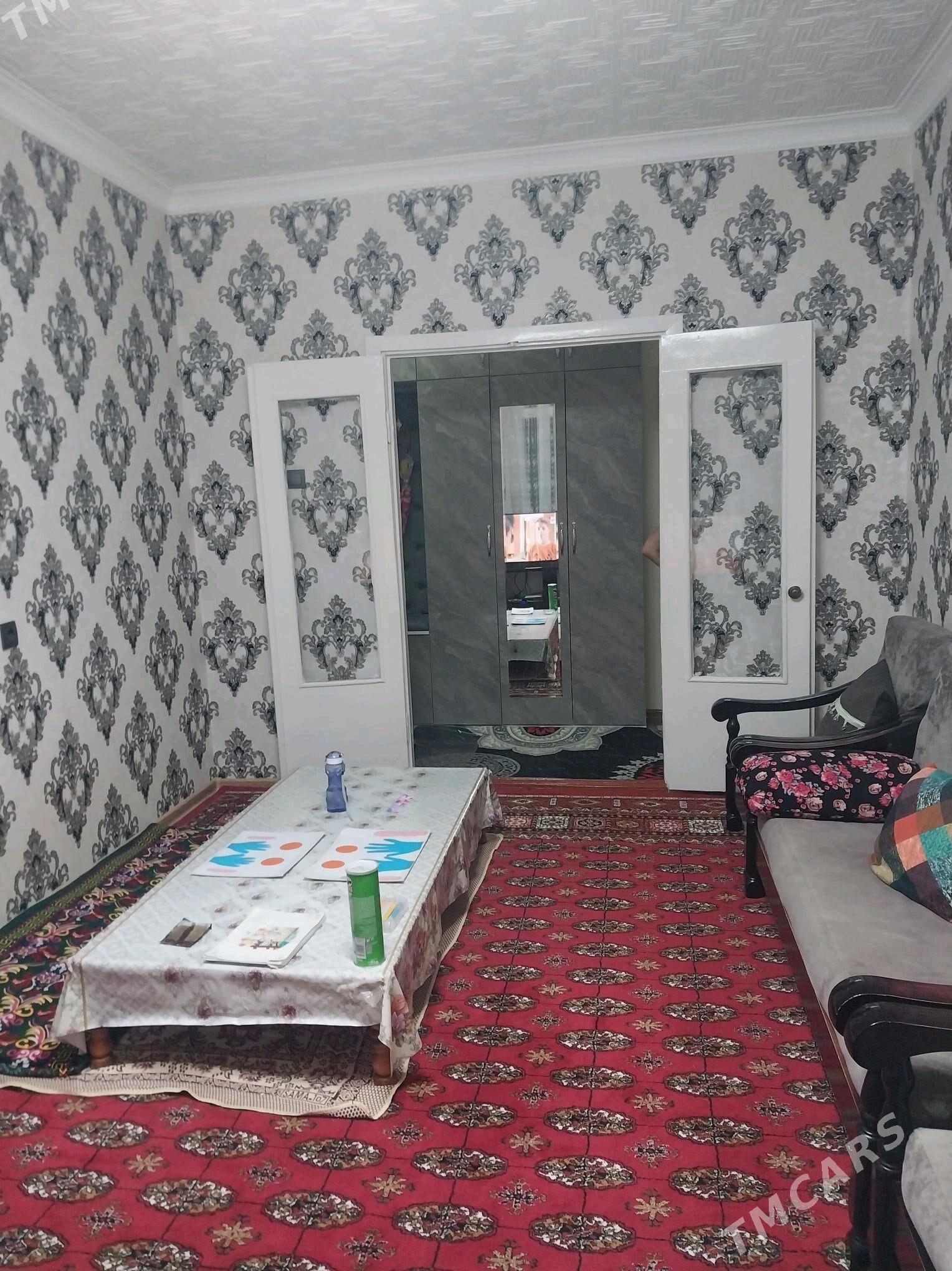 учпункт микрайон 4 етаж 3 ком - Türkmenabat - img 2