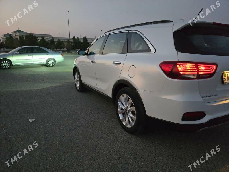 Kia Sorento 2020 - 340 000 TMT - Türkmenabat - img 8
