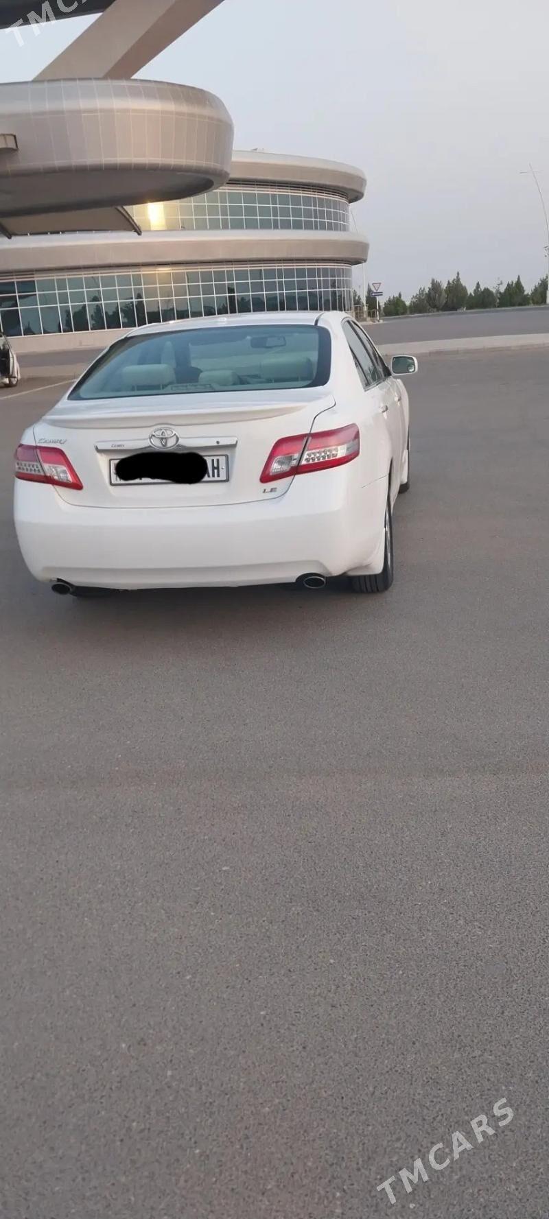 Toyota Camry 2010 - 200 000 TMT - Гёкдепе - img 5