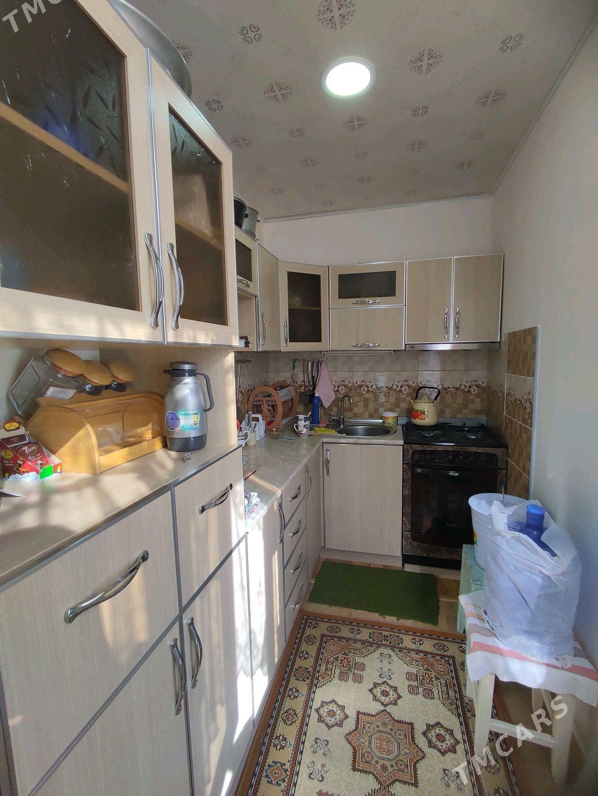 2х комн 2этаж Родом - Türkmenbaşy - img 10