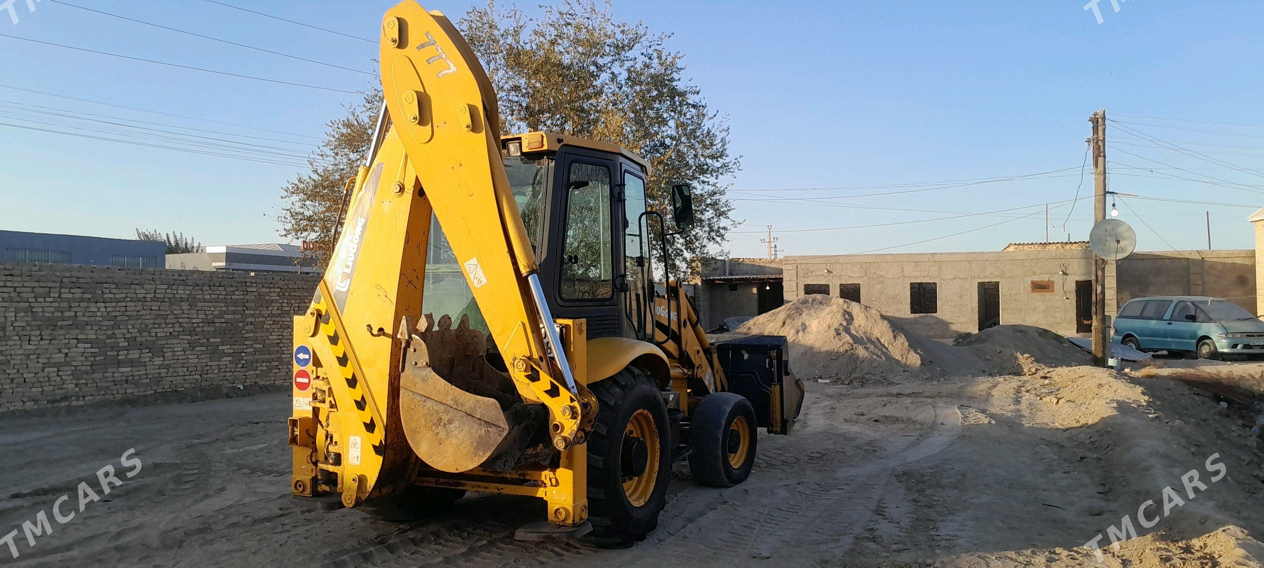 LiuGong CLG 777A-S 2010 - 300 000 TMT - Ёлётен - img 2