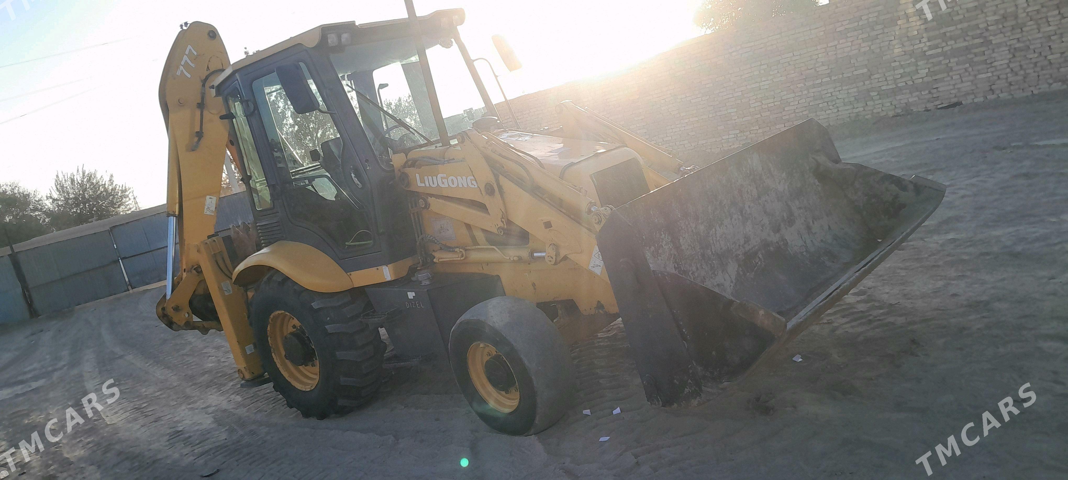 LiuGong CLG 777A-S 2010 - 300 000 TMT - Ёлётен - img 5