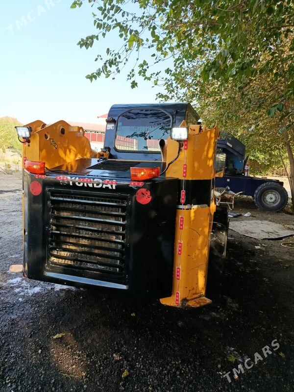 Hyundai HED-5 2013 - 240 000 TMT - Aşgabat - img 4