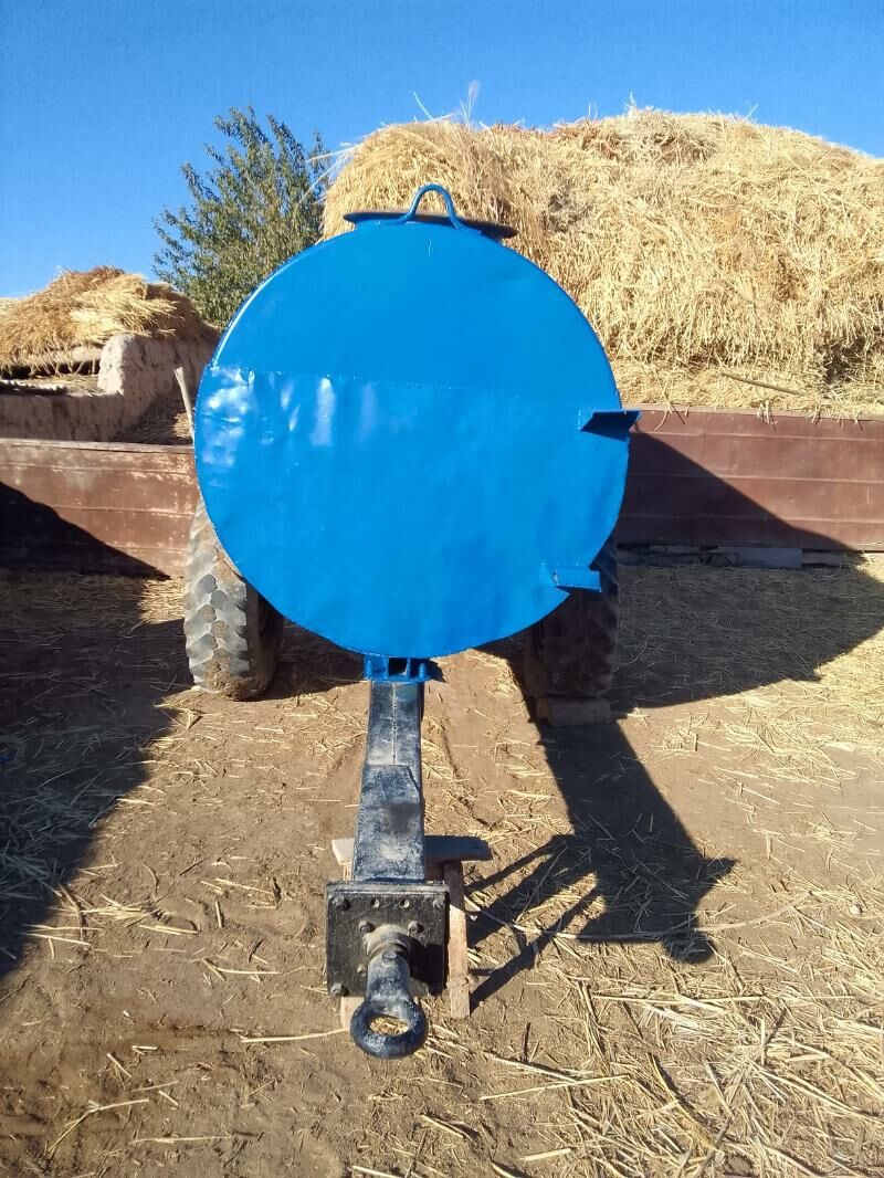 MTZ. Suw boçka tirkelýän. 10 000 TMT - етр. Туркменбаши - img 1