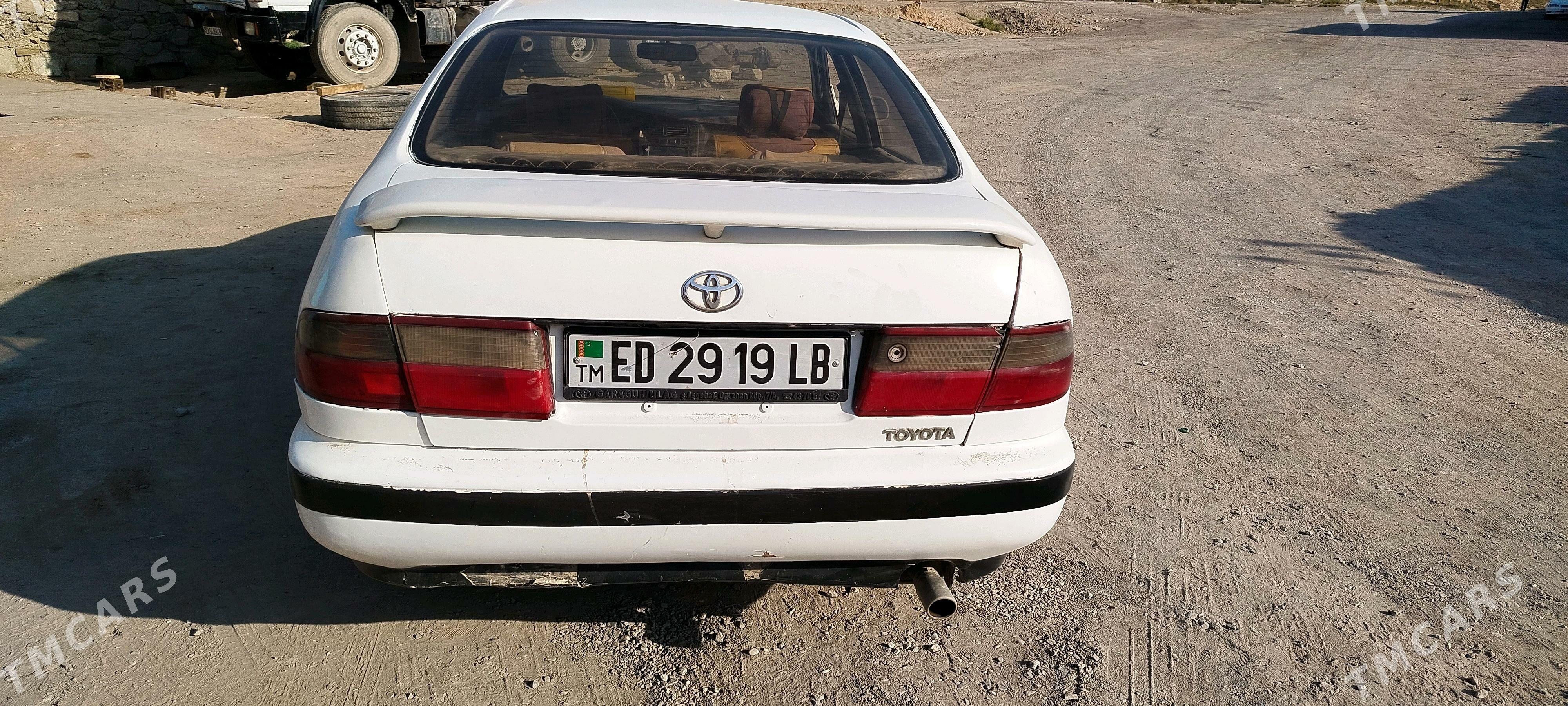 Toyota Corona 1992 - 36 000 TMT - Магданлы - img 2