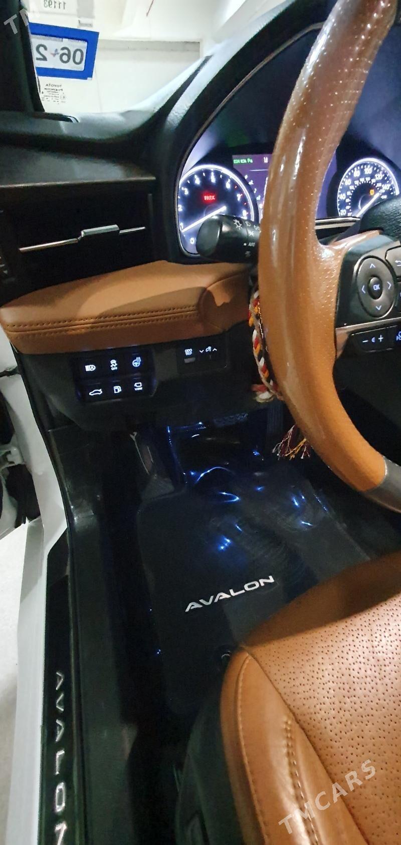 Toyota Avalon 2019 - 520 000 TMT - Олимпийский городок - img 6