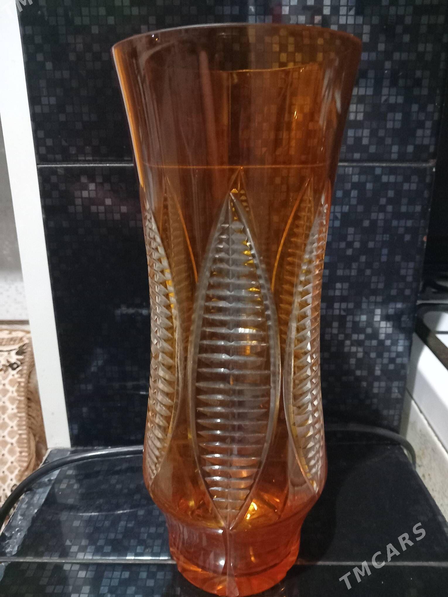 Ваза, Чешская хрусталь. Новая. - Büzmeýin GRES - img 2