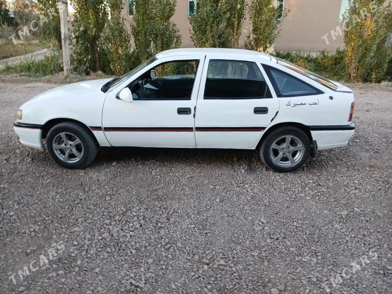 Opel Vectra 1991 - 24 000 TMT - Gubadag - img 4