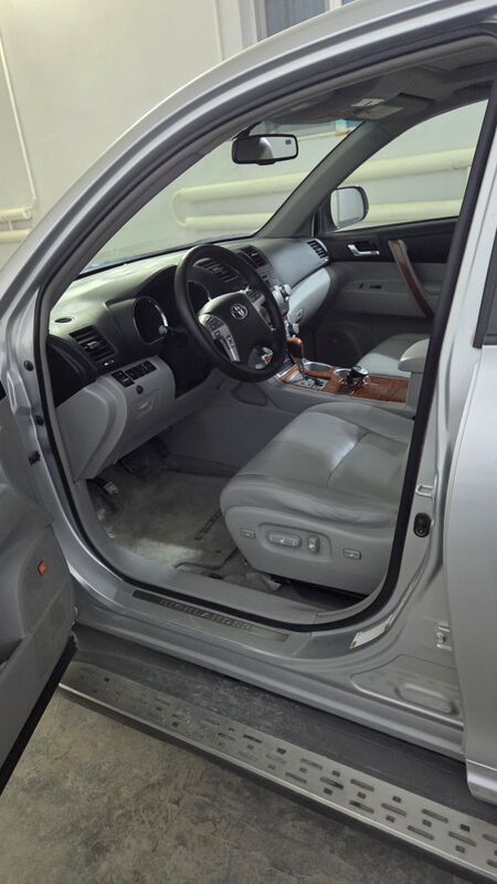 Toyota Highlander 2010 - 350 000 TMT - Дашогуз - img 7