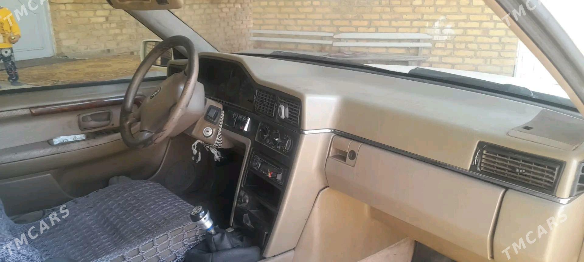 Volvo V70 1996 - 40 000 TMT - Балканабат - img 3