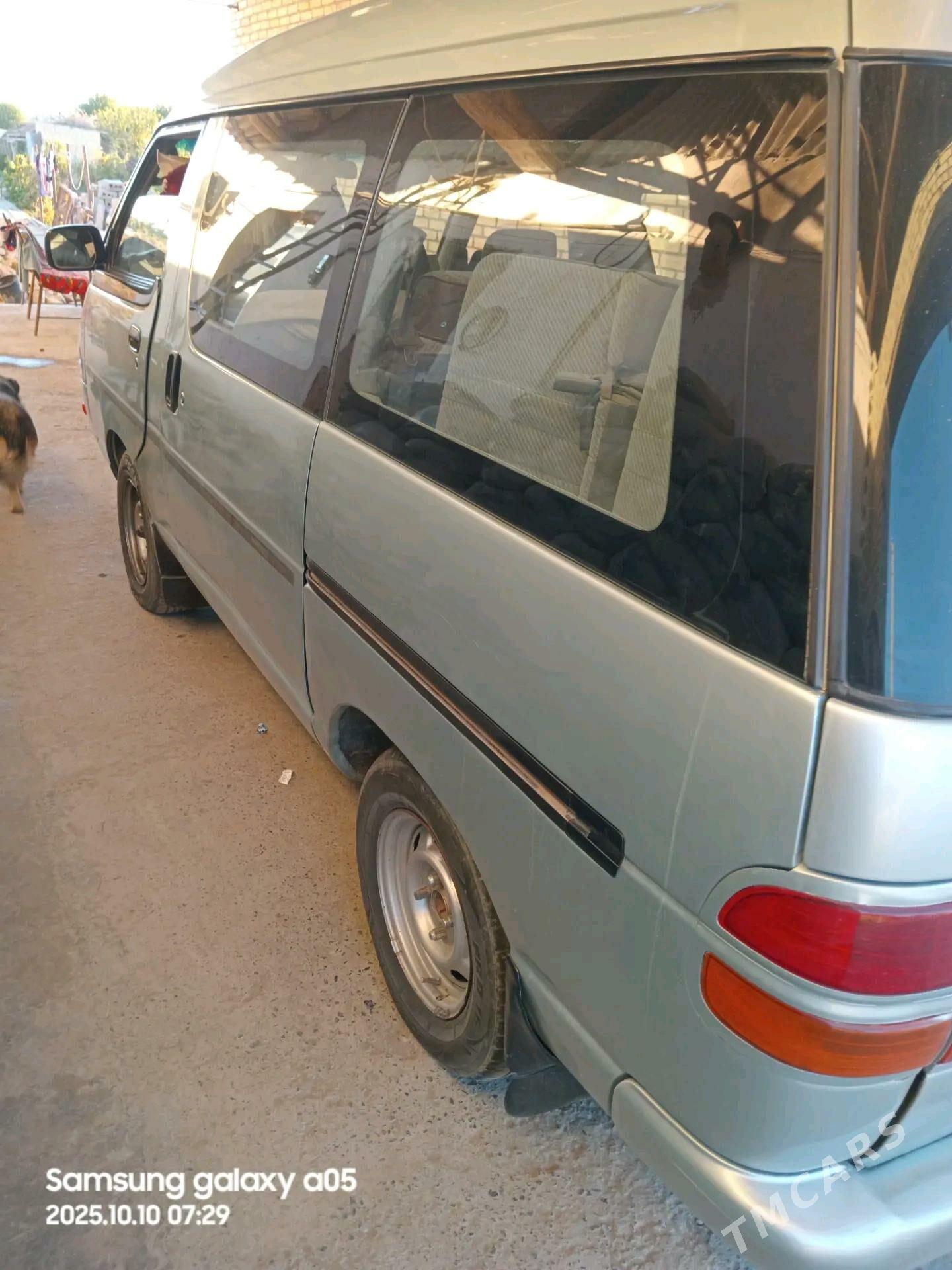 Toyota Lite ace 1993 - 50 000 TMT - Дянев - img 2