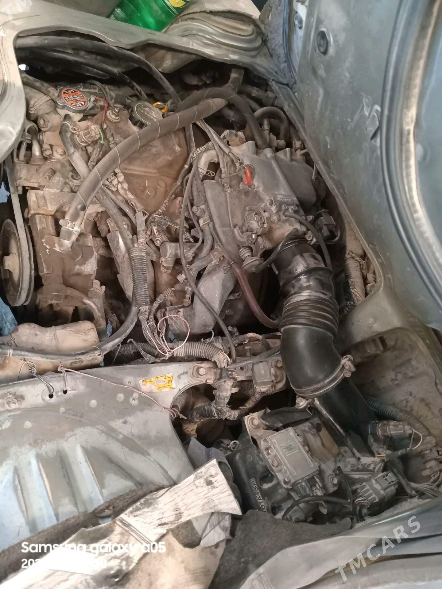 Toyota Lite ace 1993 - 50 000 TMT - Дянев - img 4
