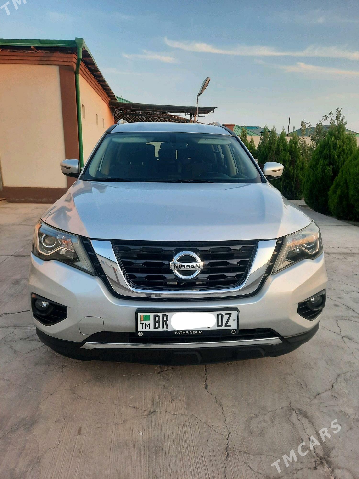 Nissan Pathfinder 2020 - 340 000 TMT - Дашогуз - img 4