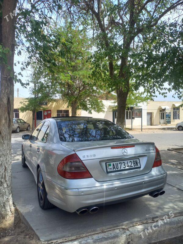 Mercedes-Benz E320 2002 - 140 000 TMT - Балканабат - img 3
