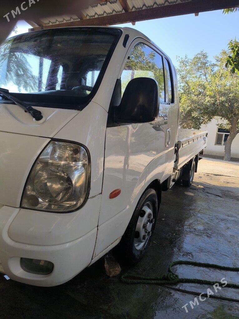 Kia Bongo 2005 - 170 000 TMT - Кёнеургенч - img 1