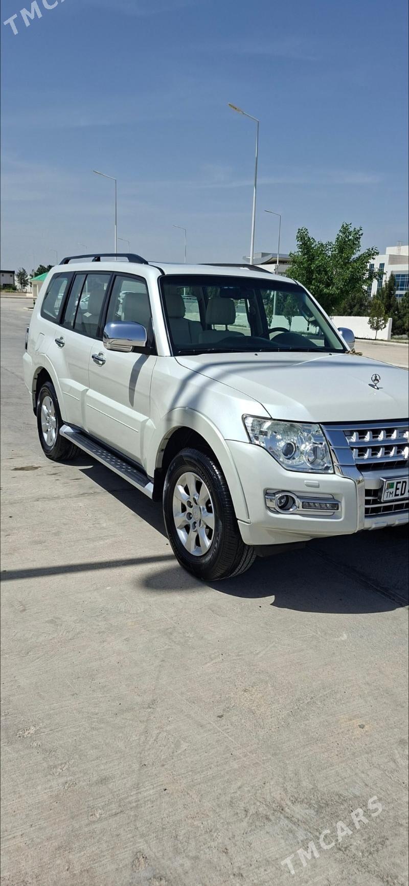 Mitsubishi Pajero 2014 - 370 000 TMT - Нефтегаз (ул. Андалиб-Юбилейная) - img 2