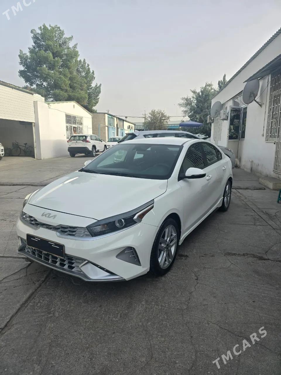 Kia Forte 2021 - 256 000 TMT - Büzmeýin - img 8