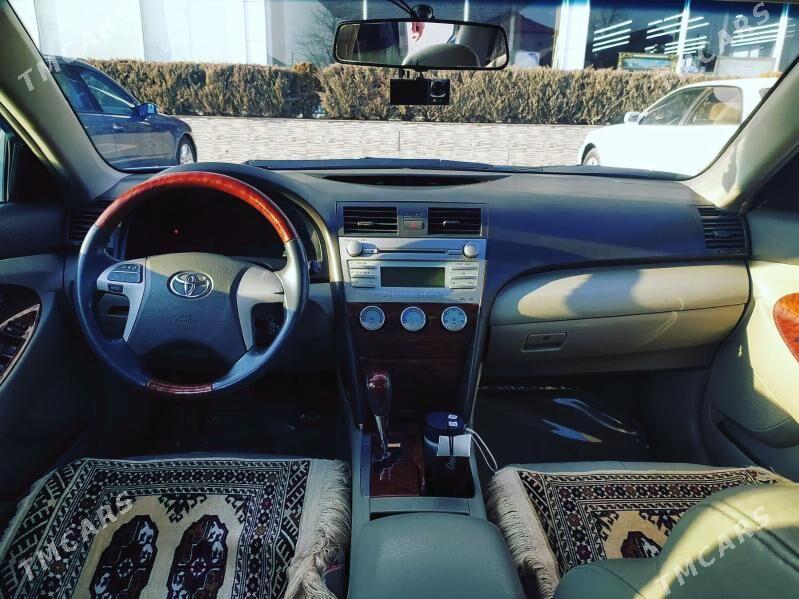 Toyota Camry 2010 - 185 000 TMT - Мары - img 7