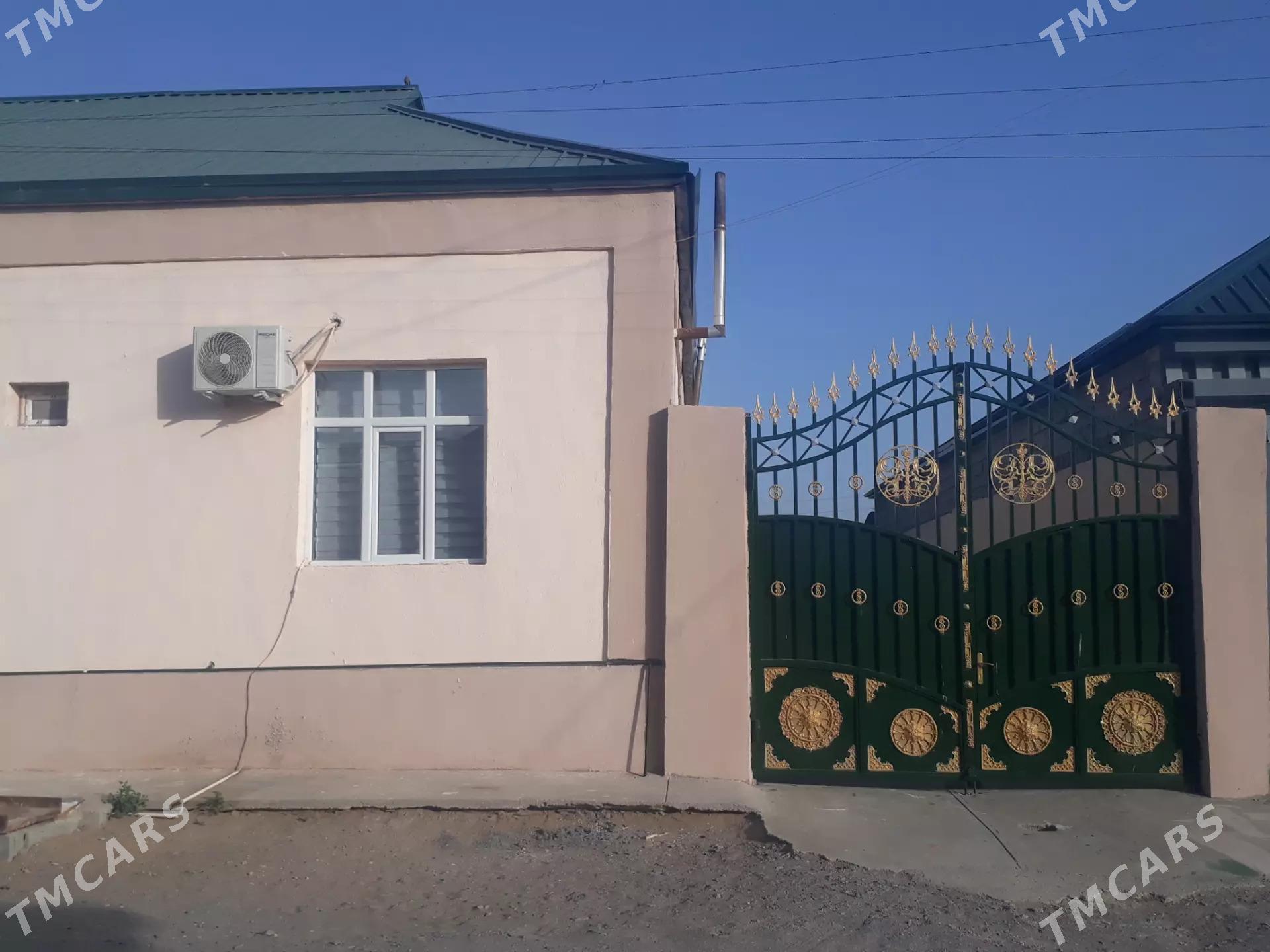 ARZUWLY JAÝLAR - Aşgabat - img 1