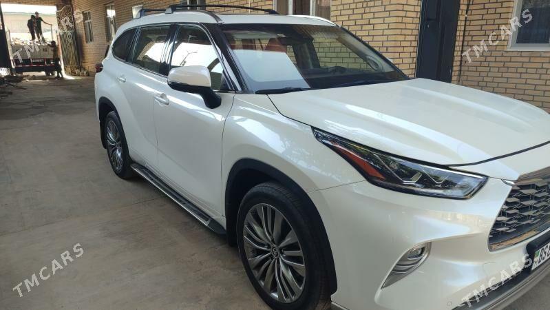 Toyota Highlander 2020 - 640 000 TMT - Baýramaly - img 2