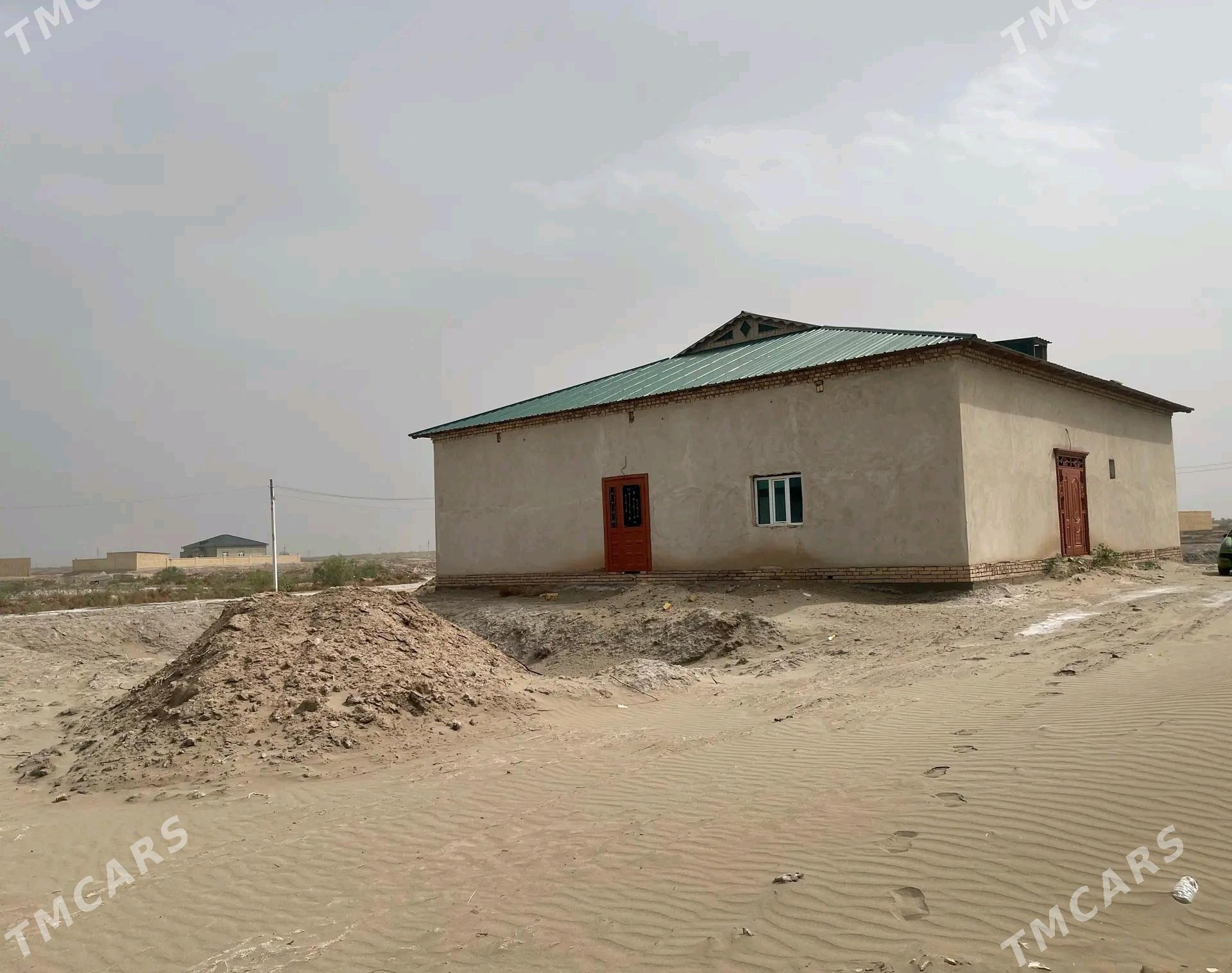 Uçaska Jay Ayraport yolda - Дашогуз - img 7