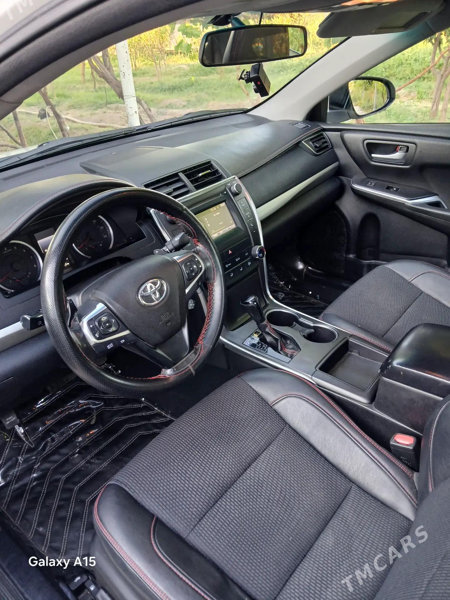 Toyota Camry 2017 - 245 000 TMT - Ашхабад - img 2