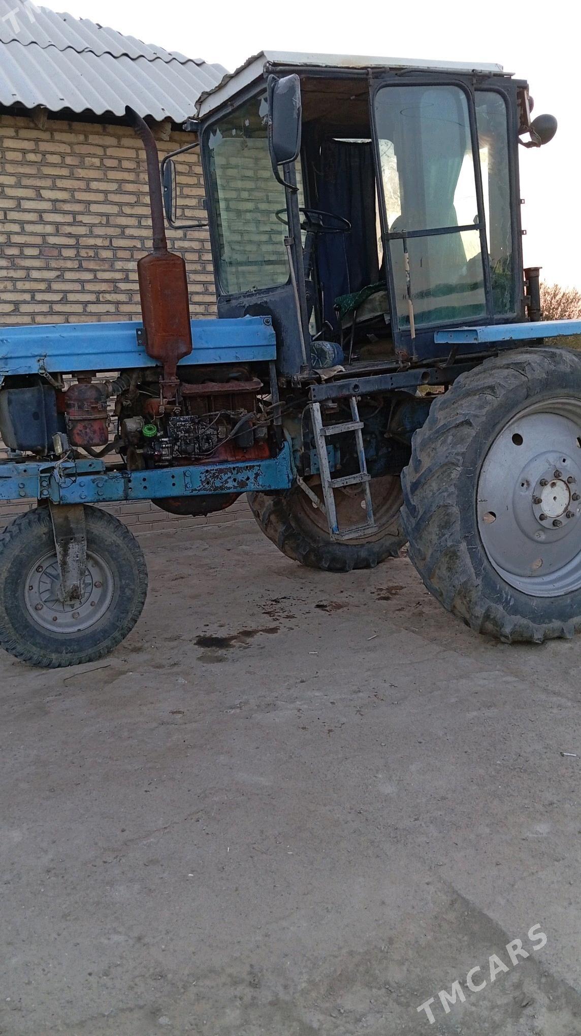 MTZ T-28 1989 - 23 000 TMT - Ёлётен - img 3