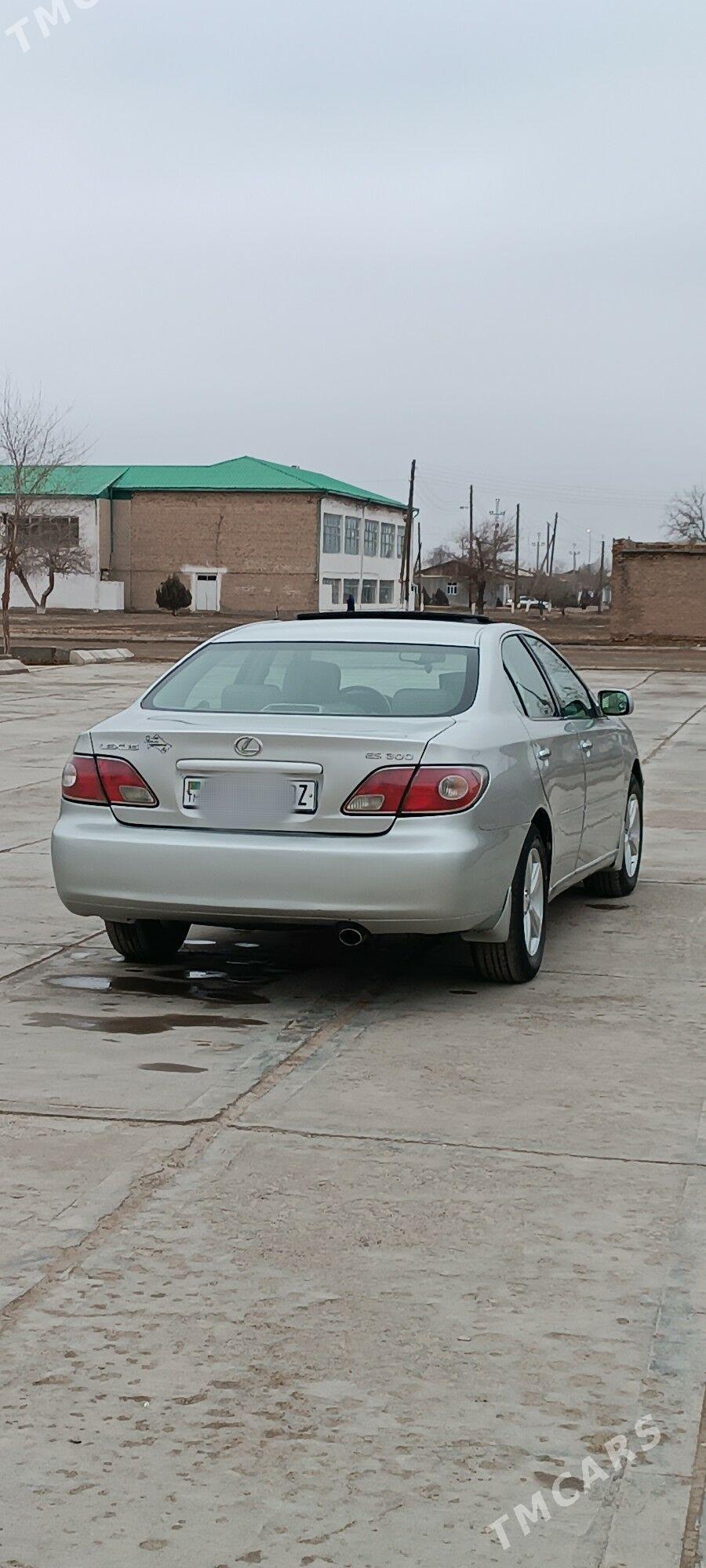 Lexus ES 300 2003 - 200 000 TMT - Акдепе - img 3