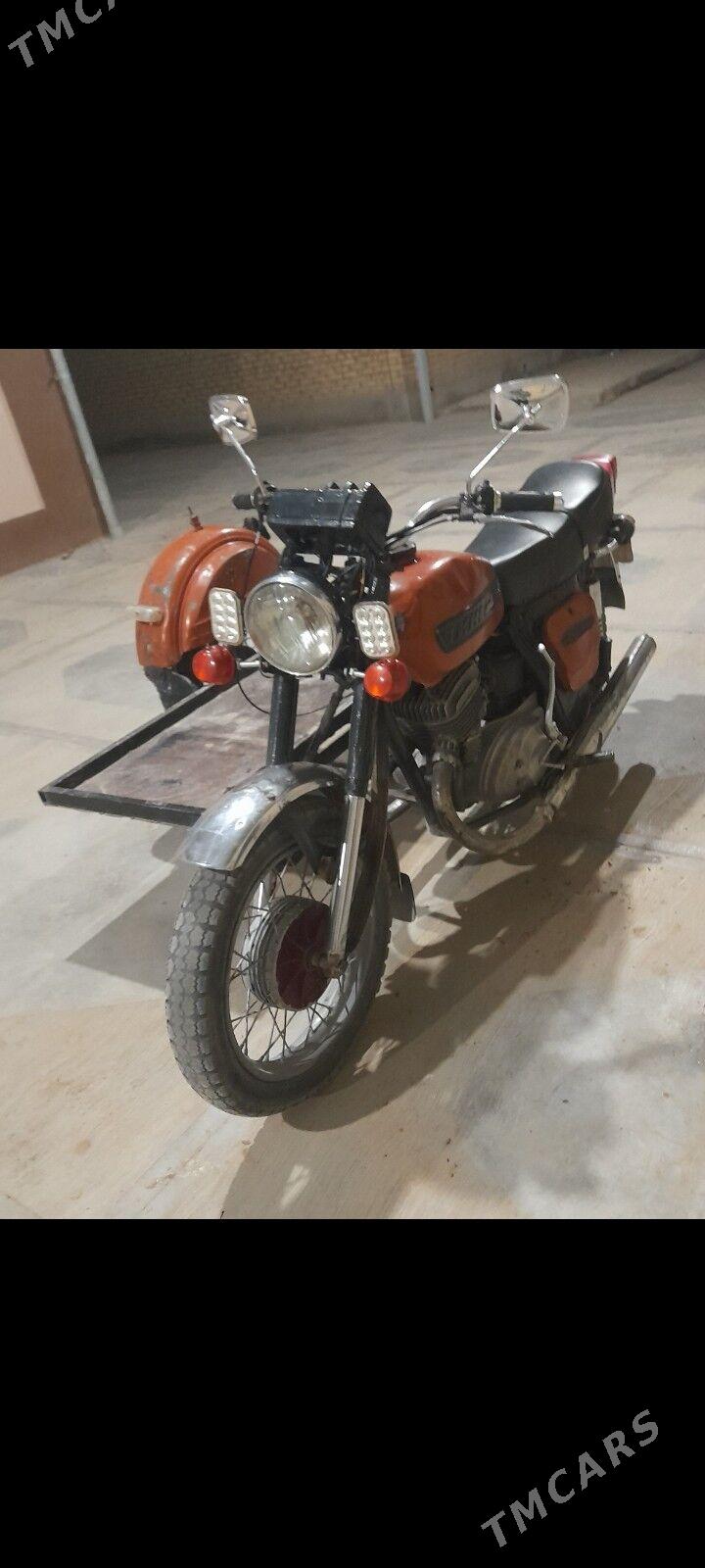 Iž Planeta 4 2000 - 15 000 TMT - Murgap - img 3