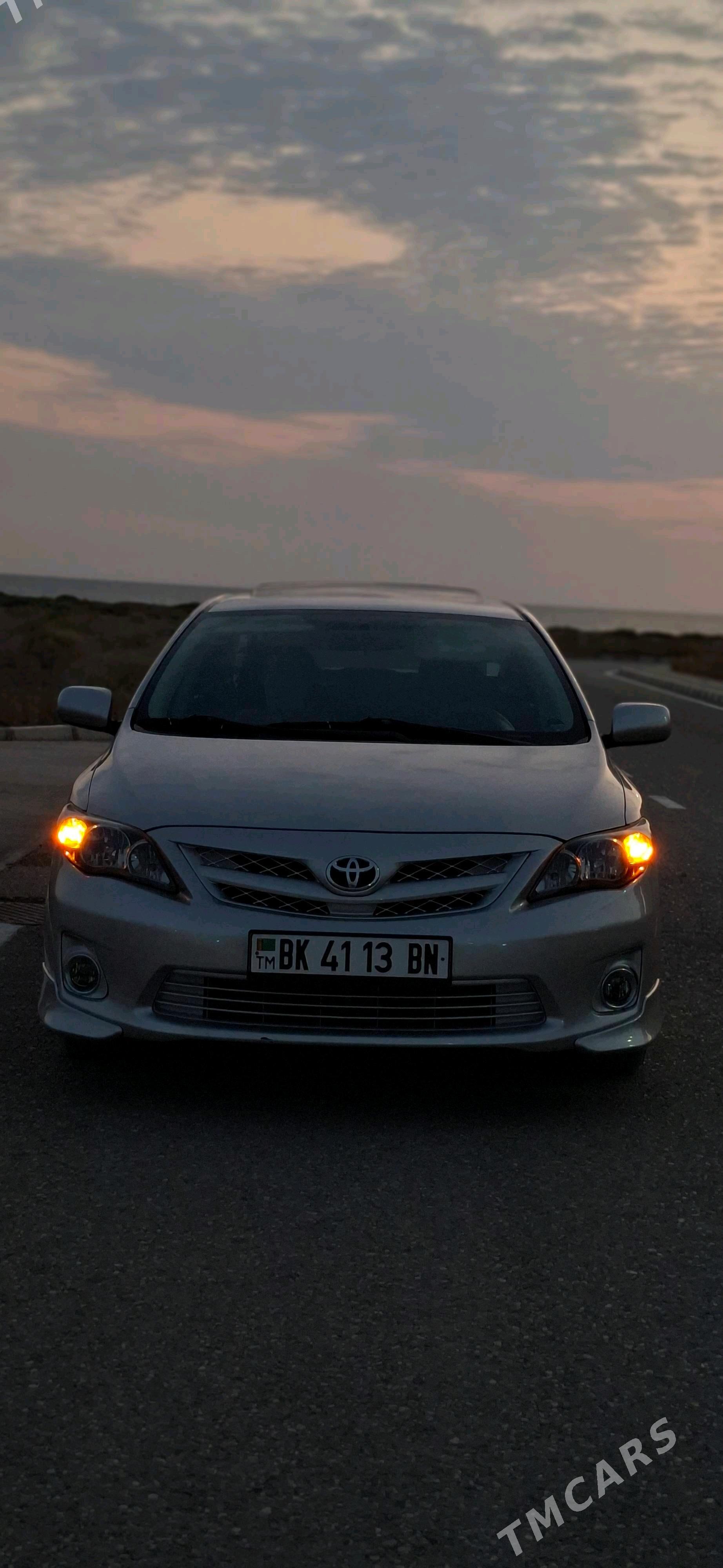 Toyota Corolla 2012 - 200 000 TMT - Туркменбаши - img 4