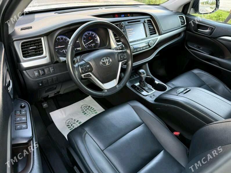 Toyota Highlander 2019 - 450 000 TMT - Анев - img 1