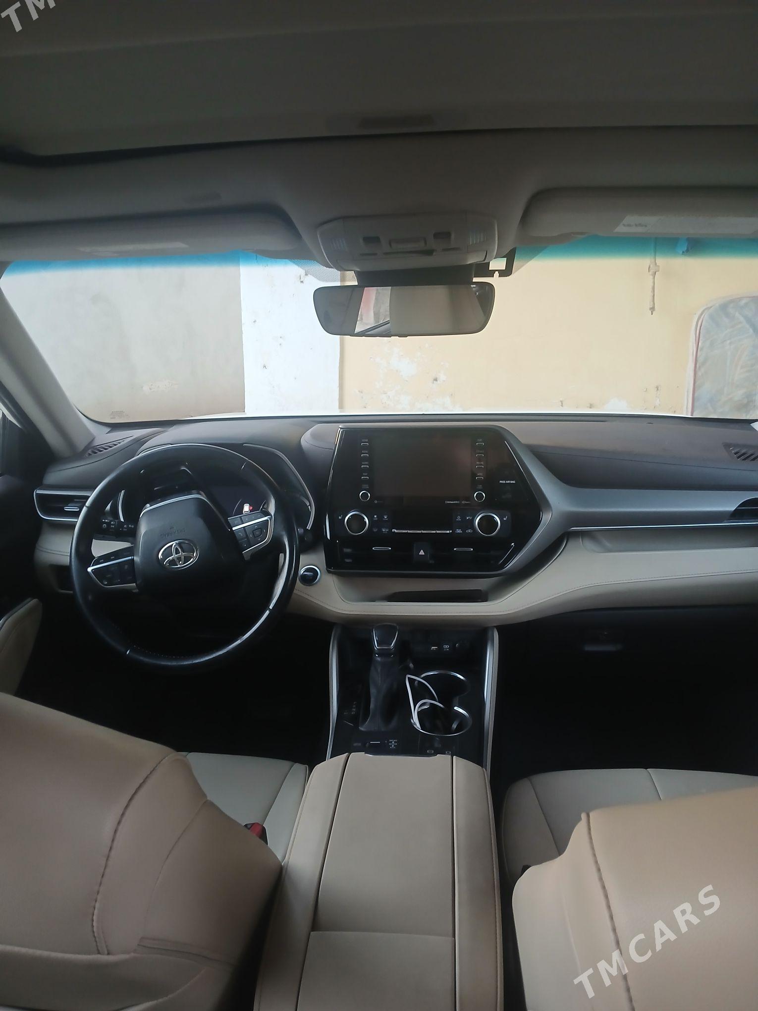 Toyota Highlander 2022 - 520 000 TMT - Daşoguz - img 3
