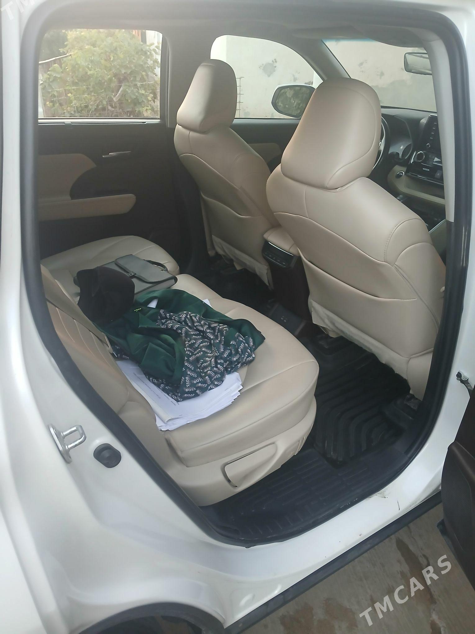 Toyota Highlander 2022 - 520 000 TMT - Daşoguz - img 6