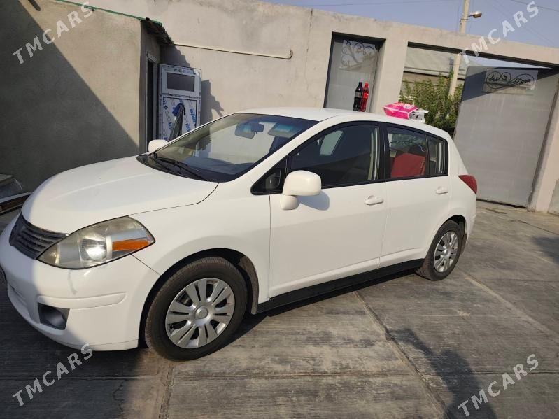 Nissan Versa 2010 - 132 000 TMT - 30 мкр - img 3