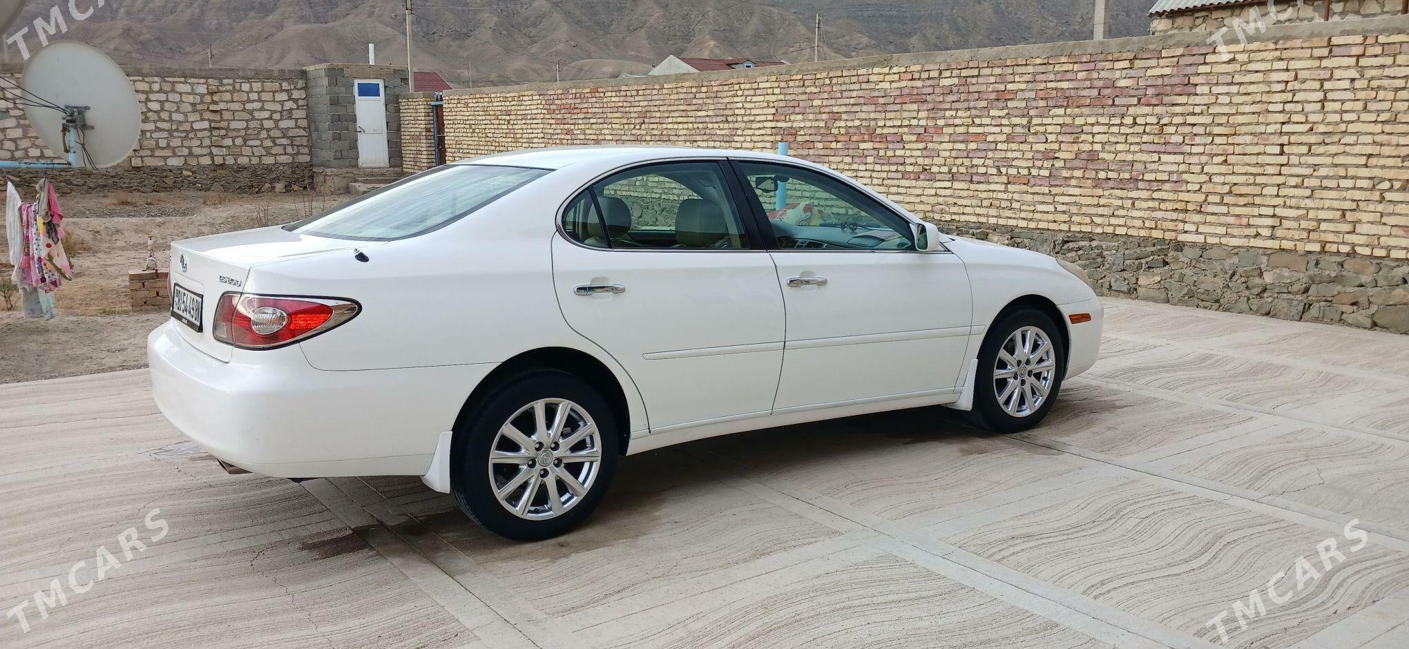 Lexus ES 300 2003 - 200 000 TMT - Гызыларбат - img 4
