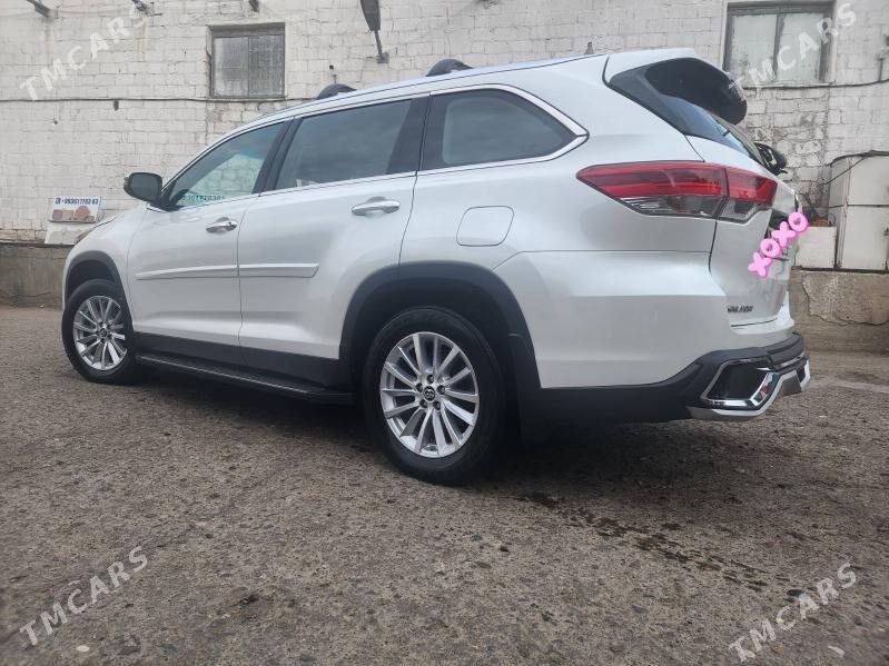 Toyota Highlander 2019 - 470 000 TMT - Dänew - img 8