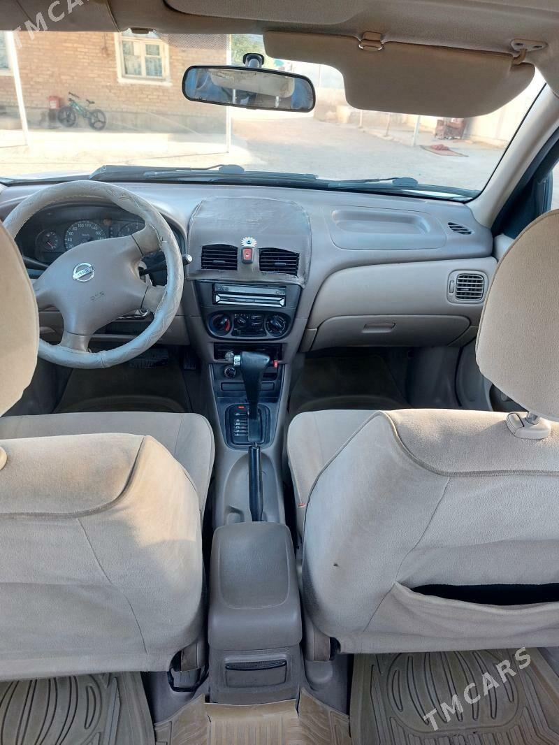 Nissan Sunny 2008 - 90 000 TMT - Bäherden - img 1