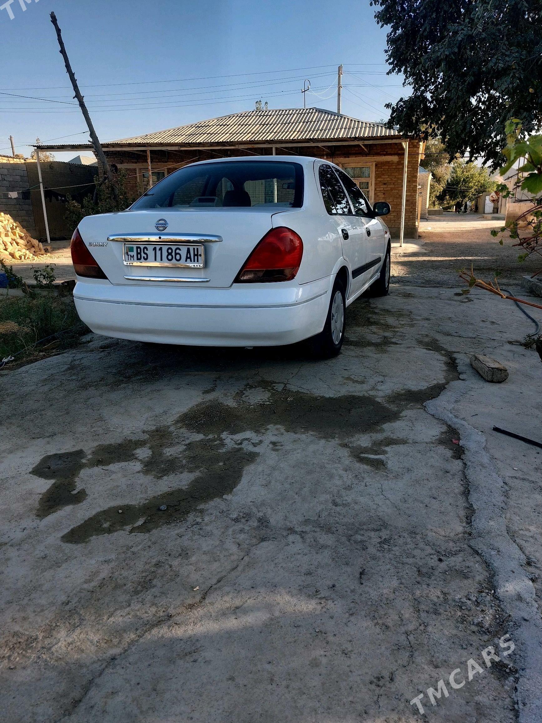 Nissan Sunny 2008 - 90 000 TMT - Bäherden - img 4