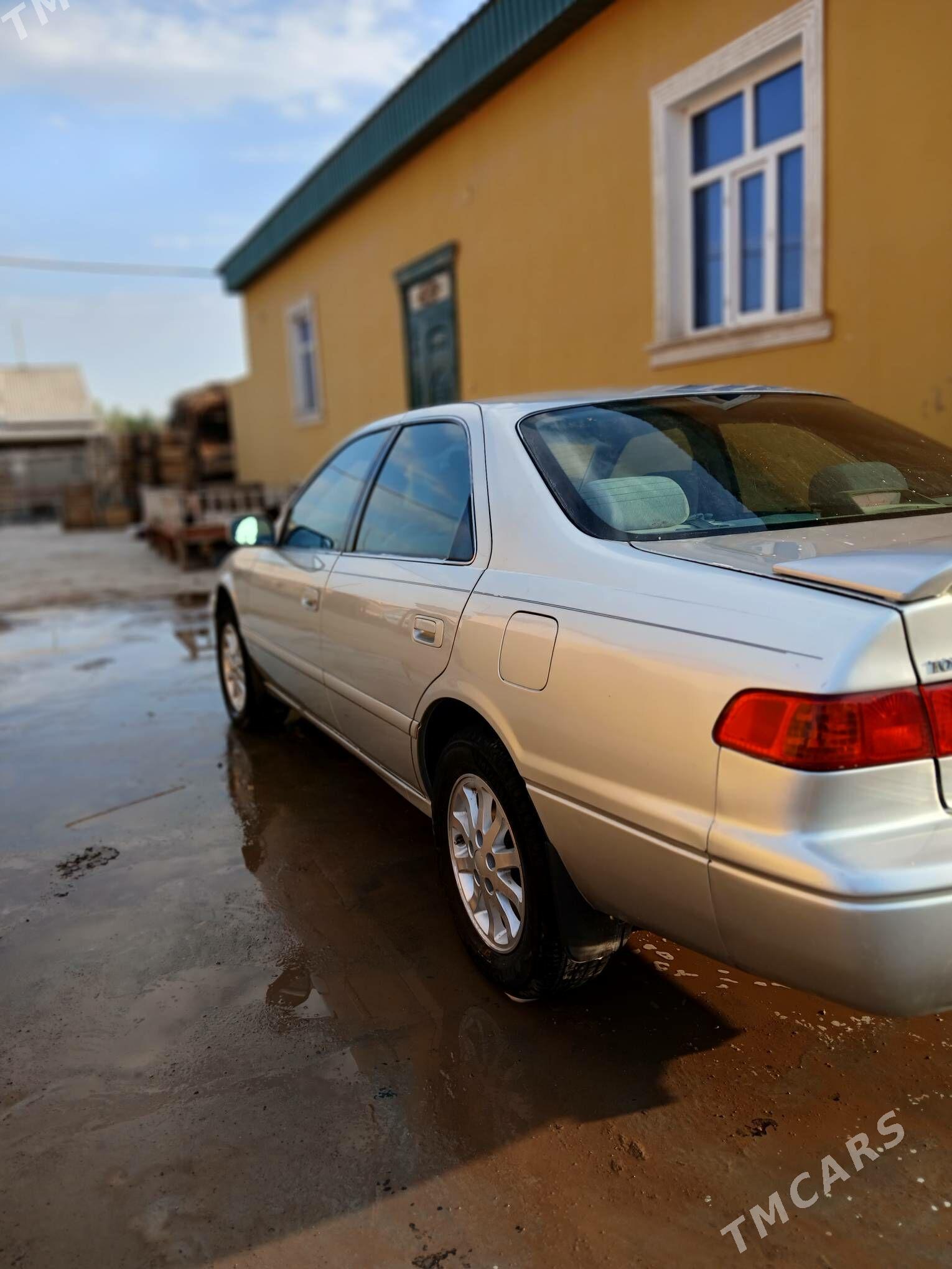 Toyota Camry 2000 - 175 000 TMT - Кёнеургенч - img 2