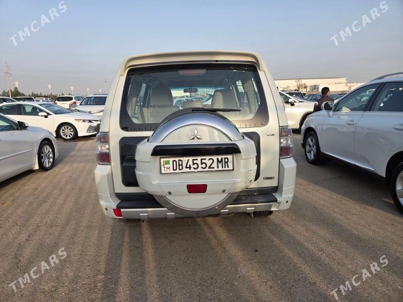 Mitsubishi Pajero 2010 - 240 000 TMT - Мары - img 4