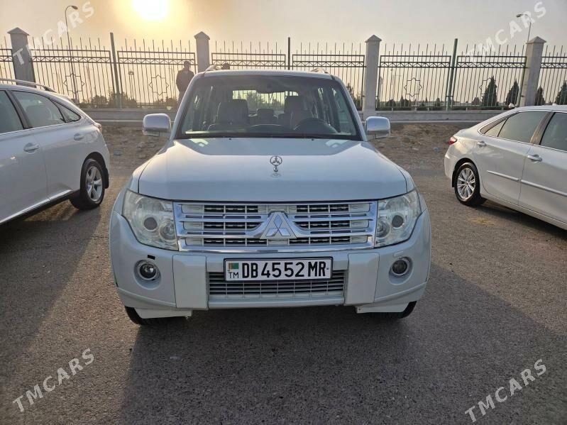 Mitsubishi Pajero 2010 - 240 000 TMT - Мары - img 2