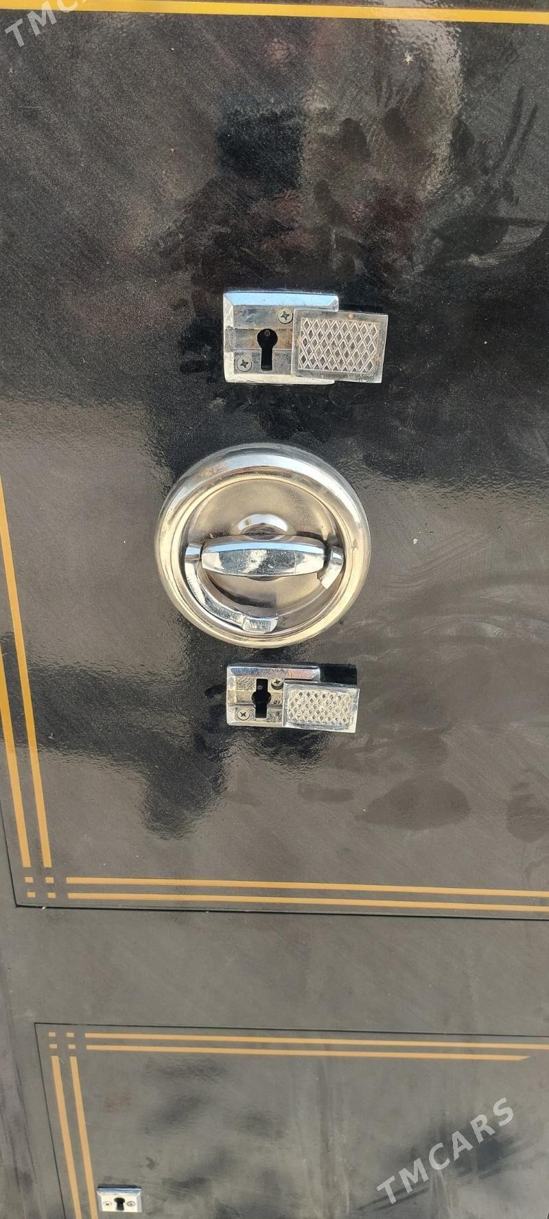 Seyf turkin onumi. Celik firma - Ак-Бугдайский этрап - img 1