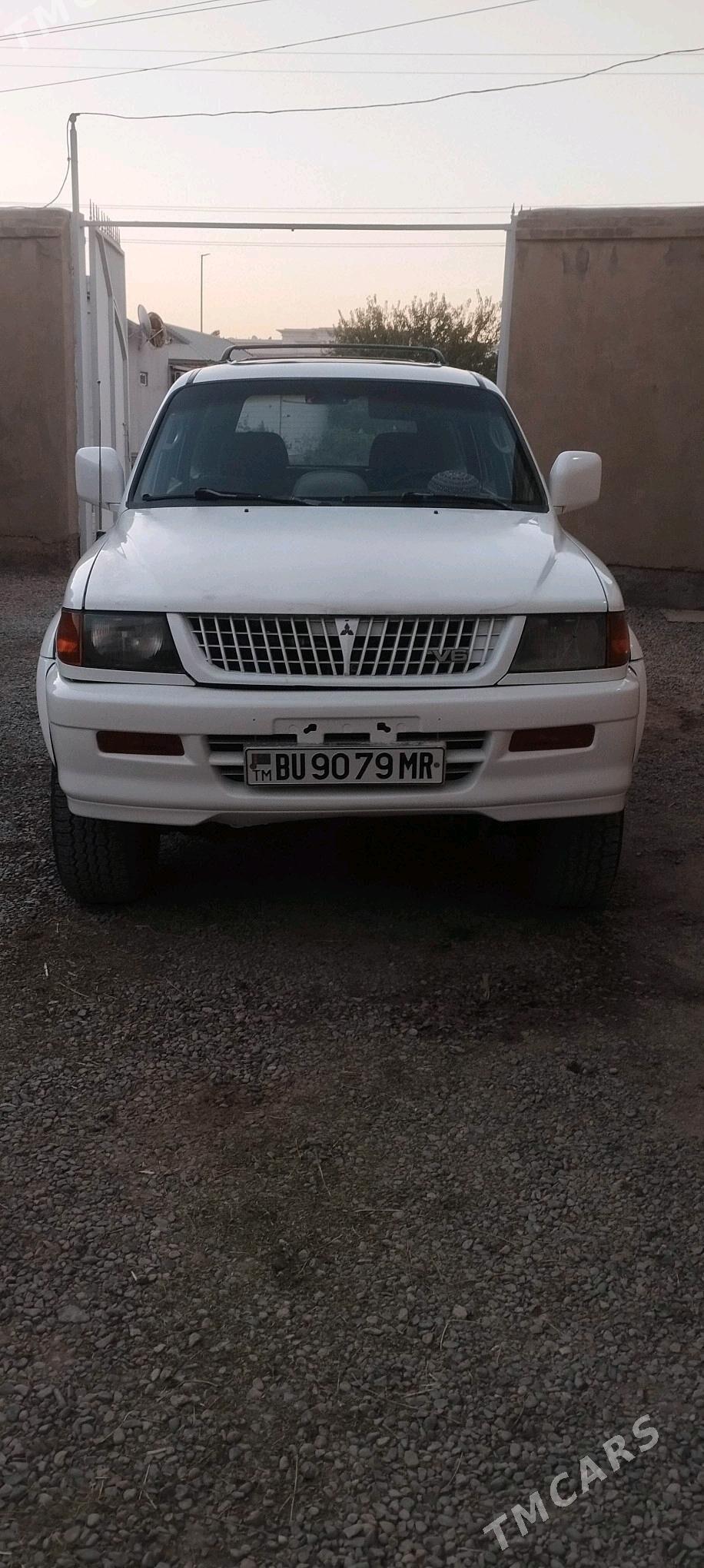 Mitsubishi Montero 1998 - 70 000 TMT - Мары - img 1